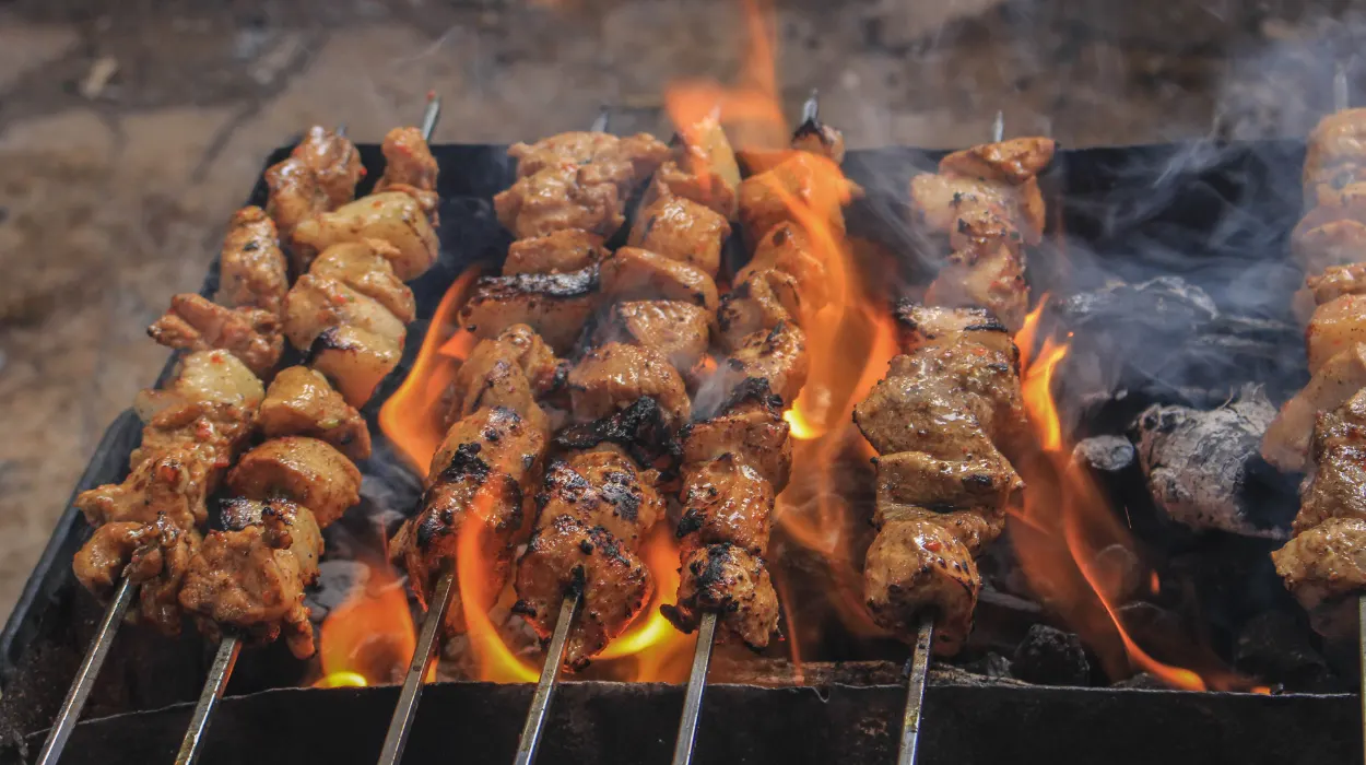 Can I BBQ in Ealing A Clear Guide to Barbecuing in the Borough