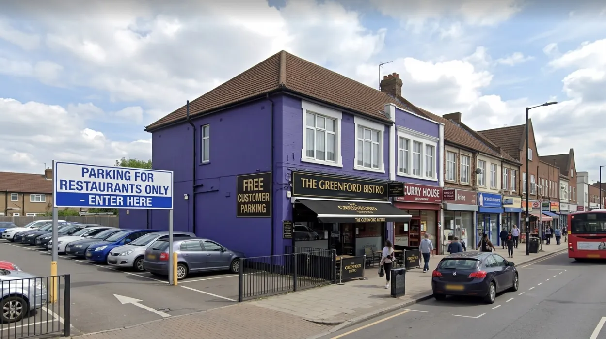 Restaurants With Parking Greenford: Convenient Dining for Locals and Visitors